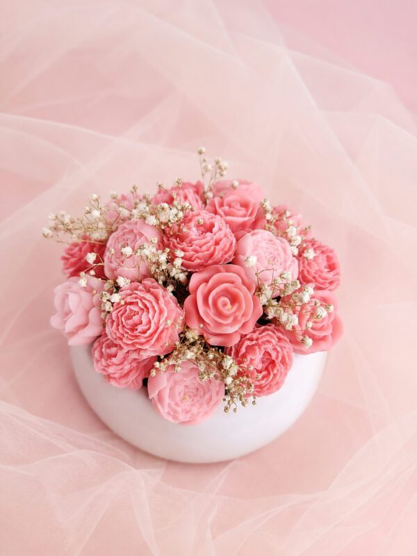 Mixed Rose Bouquet Pot Candle
