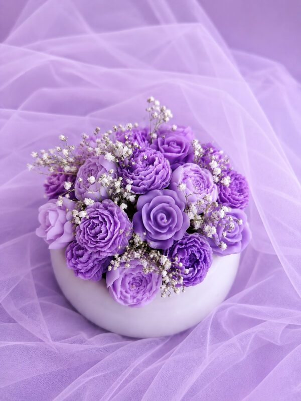 Mixed Rose Bouquet Pot Candle