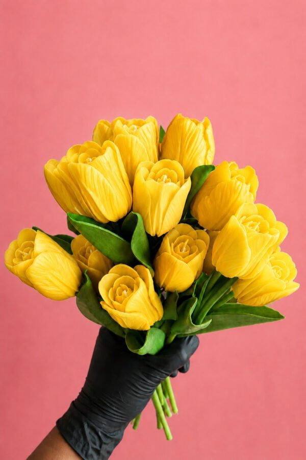 Tulip Bouquet Candle | 15-Stems