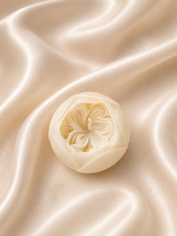 bd088379-a99b-46b4-bfb3-bd0c74952c50 Rosebud Candle - Set of 2